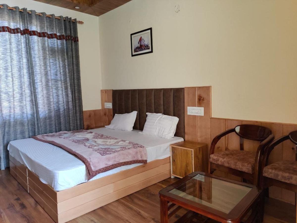 Mathan View Homestay - 3Min Drive To Kullu-Manali Airport Shamshi Kültér fotó